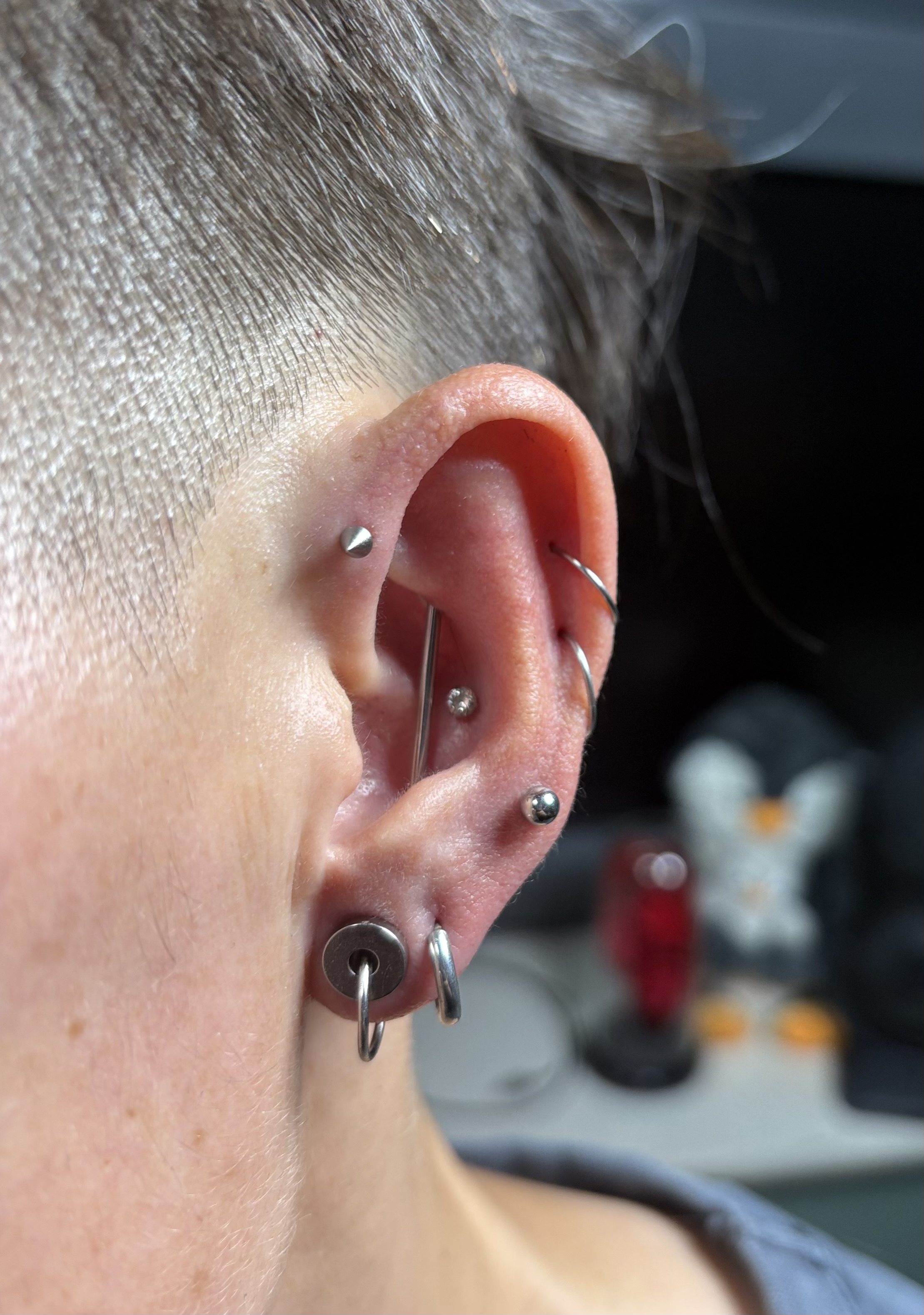 Helix piercing