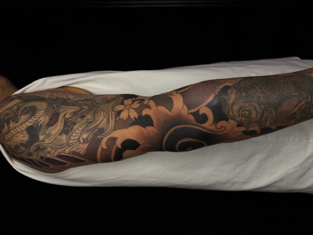 Blackwork sleeve шивээс