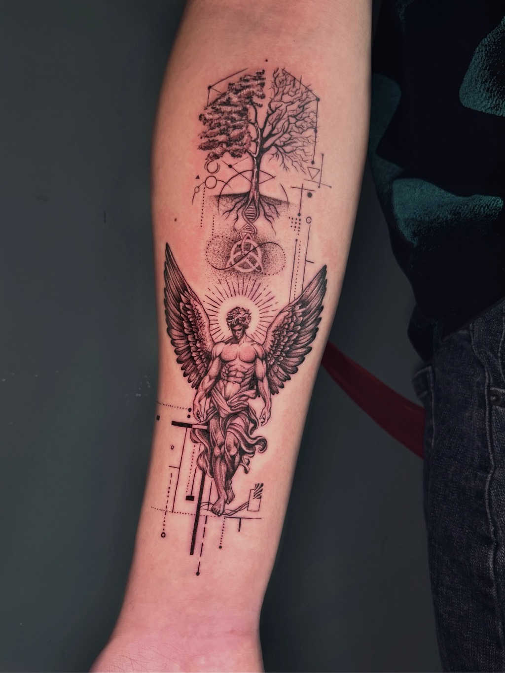 Custom design шивээс